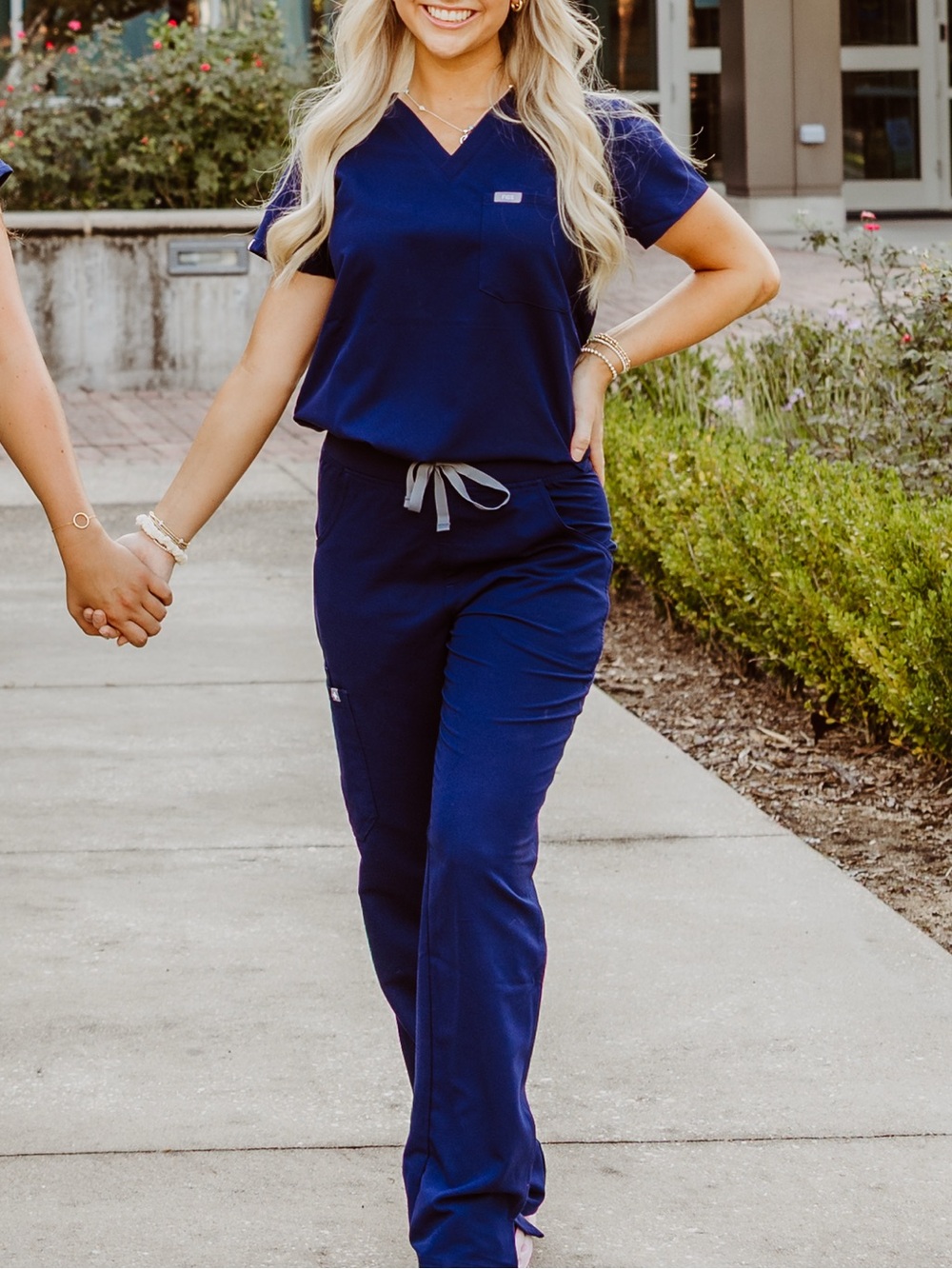 Figs Women's Navy Scrub Set! BRAND NEW!!